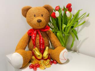 Ein Herzteddy als Ostergeschenk