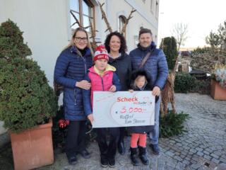 Weihnachtliche Spende von Familie Strasser anlässlich ihres Hoffestes